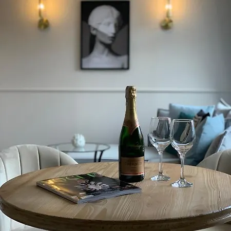 Apartment Kamienica Arte 3